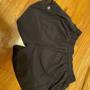 Hotty hot 4” shorts